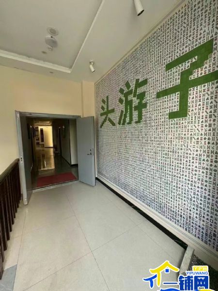 ��һ������������ƥ���㳡����������ת��ʵ��ͼƬ