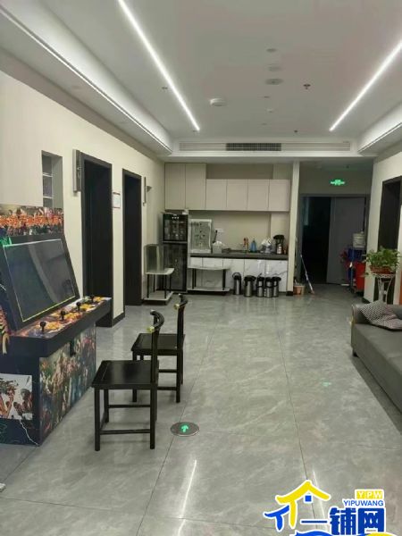 ��һ������������ƥ���㳡����������ת��ʵ��ͼƬ